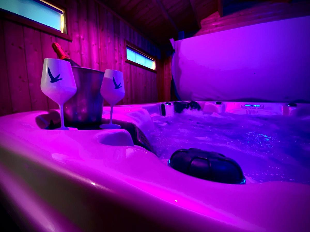Beautiful Hot Tub Suite In Lytham St Annes Exteriér fotografie