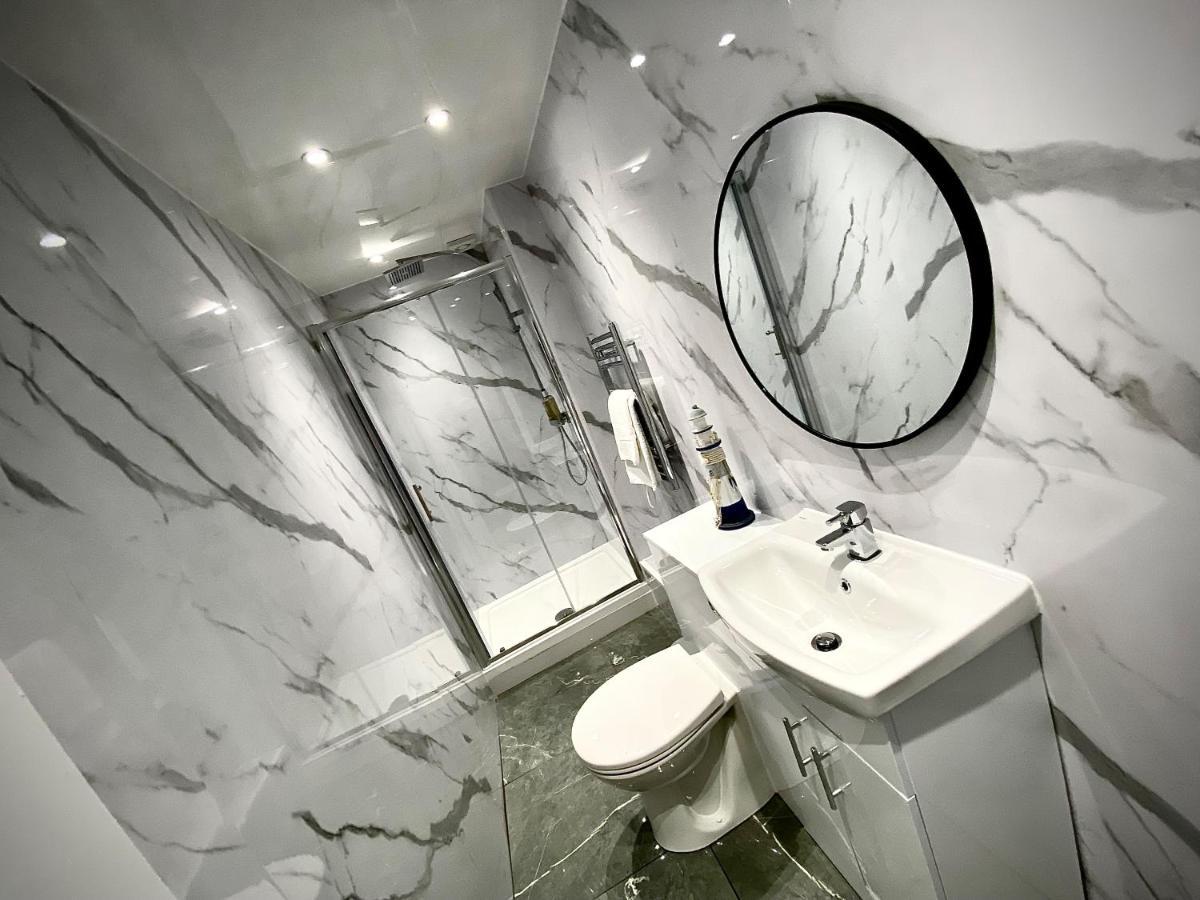 Beautiful Hot Tub Suite In Lytham St Annes Exteriér fotografie