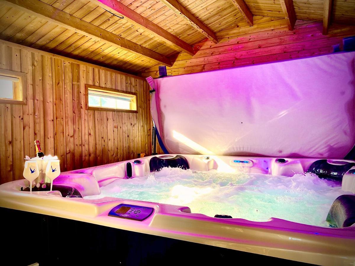 Beautiful Hot Tub Suite In Lytham St Annes Exteriér fotografie